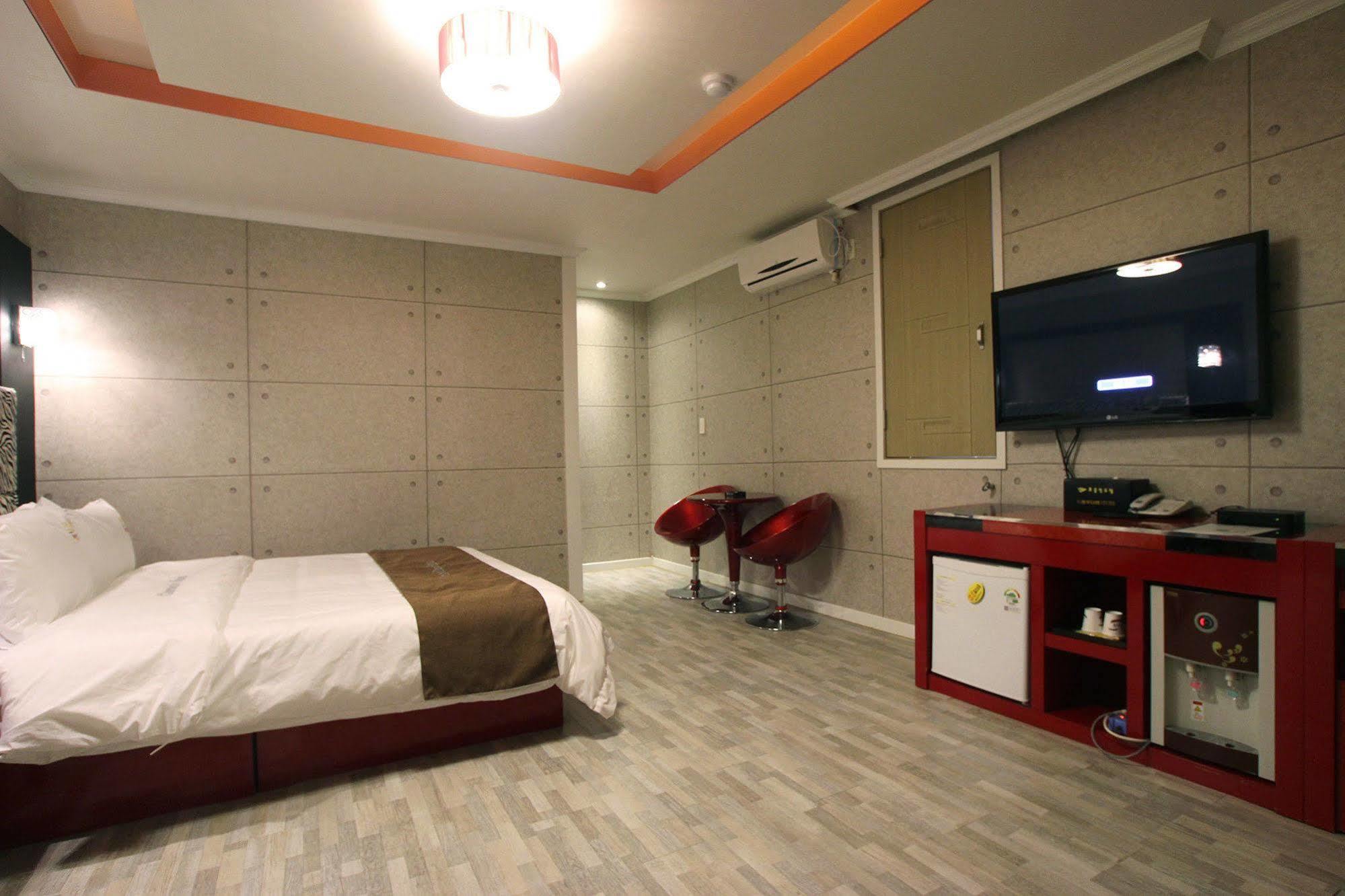 Chocolate Hotel Gwangju Metropolitan City Exteriér fotografie